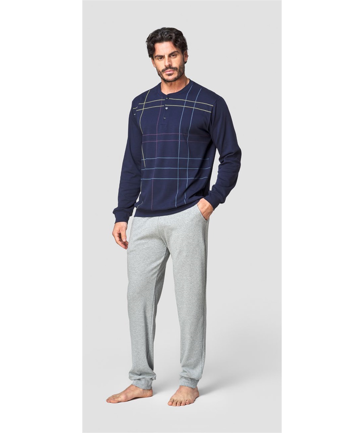 Jamas IJ 9159 - Pigiama girocollo serafino in puro cotone interlock. Colore: Blu maglia e pantalone.