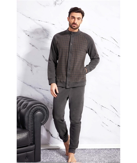 Q.bò 46230-BA Pigiama collo alto tutto aperto in morbido e caldo tessuto Jacquard. Colore: Grigio Scuro