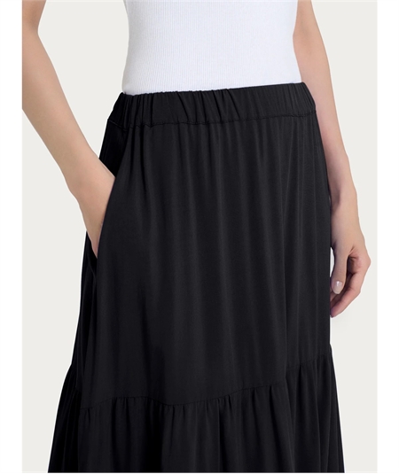 Ragno DP34UG - Gonnellone lungo a balze in mussola di Viscosa. Colore: Nero 020