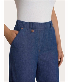 agno DN18P4 - Pantalone Jeans cropped ampio con tasche. Colore Jeans 007