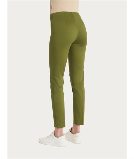 Ragno D926PY - Pantalone donna Capri in raso di cotone satin elasticizzato - Colore: Sphagnum A39 Ragno D926PY - Pantalone donna Capri in raso di cotone satin elasticizzato - Colore: Sphagnum A39