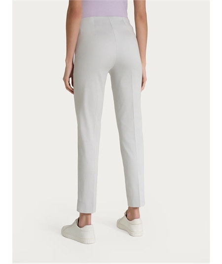 Ragno D926PY - Pantalone donna Capri in raso di cotone satin elasticizzato - Colore: Dawn Blue  B26 Ragno D926PY - Pantalone donna Capri in raso di cotone satin elasticizzato - Colore: Dawn Blue  B26
