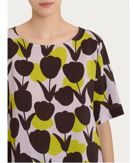 Ragno DQ26S7 - Blusa girocollo con macro tulips pattern in Ecoseta. Colore: Fantasia Grenoble Green B25F