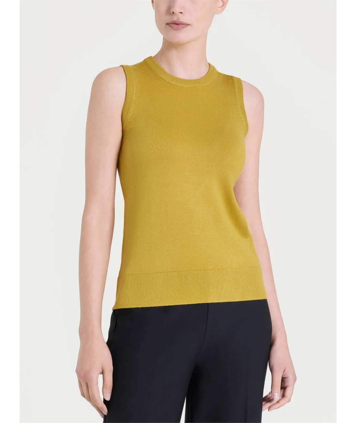 DQ80T3 - Maglia smanicata in tessuto misto Viscosa. Colore: Oil Yello B96 DQ80T3 - Maglia smanicata in tessuto misto Viscosa. Colore: Oil Yello B96