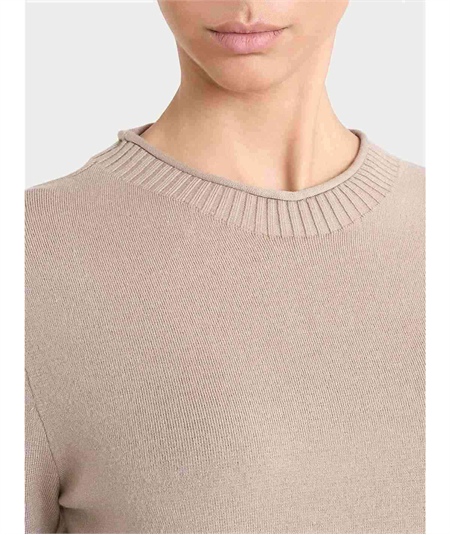 Ragno DN53M9 - Maglia collo cratere in tessuto Super-Soft misto Viscosa. Colore: Cammello 100