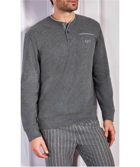 Q.bò QPA013BL - Pigiama girocollo serafino in caldo e soffice tessuto Jacquard . Colore: DISPONIBILE NEL COLORE BLU