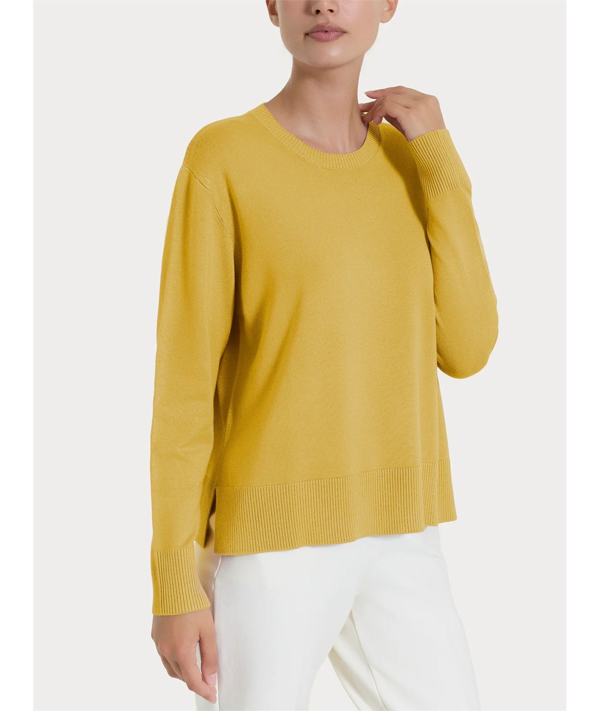 Ragno DR07T9 - Maglia girocollo in tessuto misto Viscosa. Colore: Oil Yellow B96 Ragno DR07T9 - Maglia girocollo in tessuto misto Viscosa. Colore: Oil Yellow B96