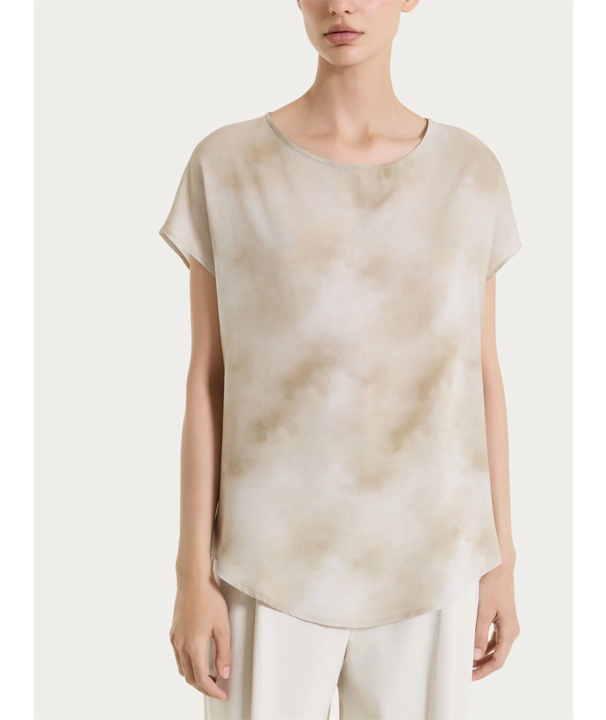 Ragno DS84S7 - Blusa girocollo con manica corta a fantasia in EcoSeta. Colore: Fant. Crockery C84F