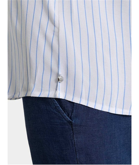 Ragno DS57SW - Blusa scollo V manica 3/4 a fantasia in EcoSeta. Colore: Fant. Bel Air Blue C15F