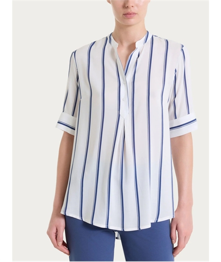 Ragno DS92SQ - Blusa scollo V serafino manica corta a fantasia righe in EcoSeta. Colore: Fant. Oceana C70F