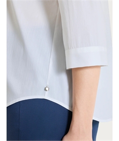 Ragno DS52SL - Camicia scollo V manica 3/4 con pieghe frontali in Poplin di Cotone. Colore: Bianco 010