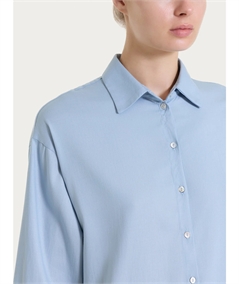 Ragno DS26SC -Camicia manica ampia 3/4 chiusura frontale con bottoncini in Voile Stretch. Colore: Dusty Blue C87