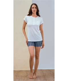 Q.bò QPA-PA Pigiama Girocollo a serafino con manica e pantalone corto in puro cotone. Colore: Panna/Blu