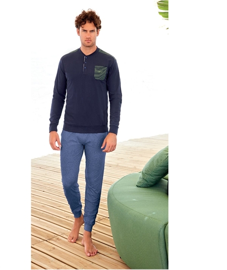 Q.bò QPA580-BL Pigiama Uomo 100% Puro Cotone – Modello Girocollo Serafino a Manica Lunga. Colore: Blu