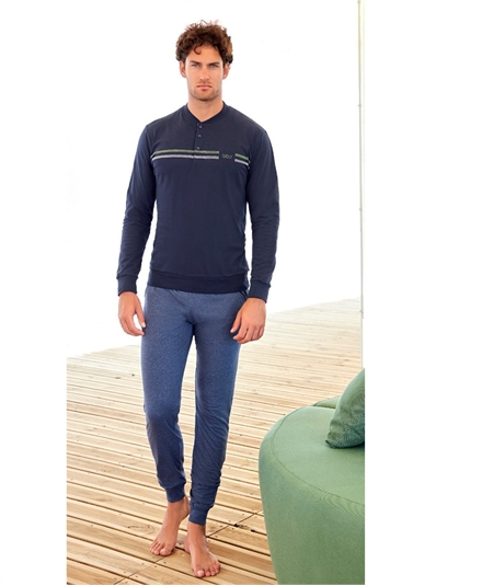 QPA585-BL Pigiama Uomo 100% Puro Cotone – Modello Girocollo Serafino a Manica Lunga. Colore: Blu