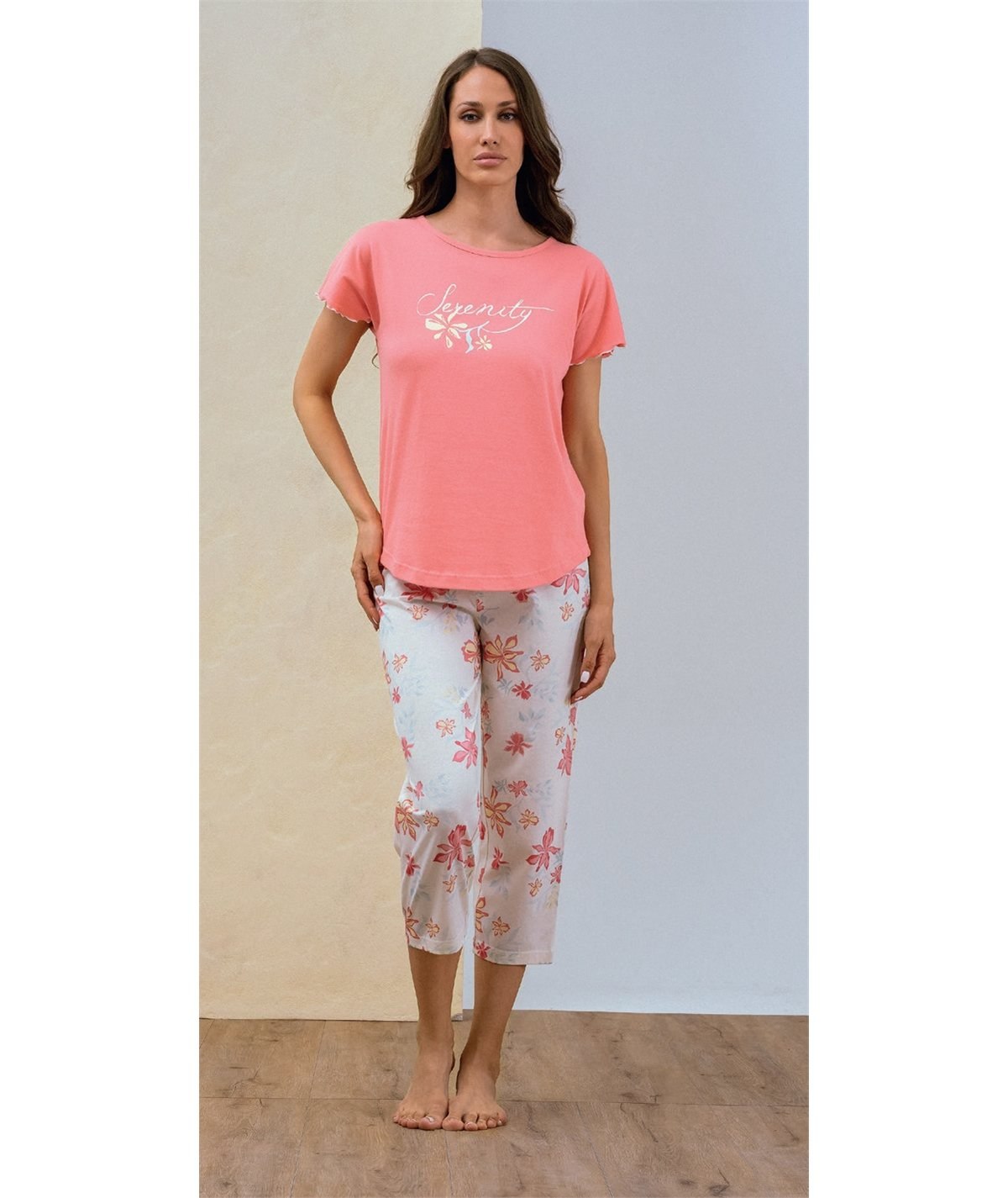 Q.bò QPA801-CO Pigiama donna Cotone & Modal - Modello girocollo manica corta e pantalone Pinocchietto. Colore: Corallo