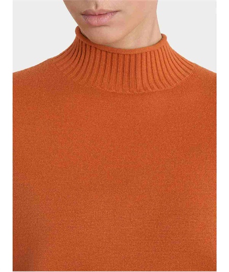 Ragno DN53MV - Maglia Collo Lupetto in Tessuto di Viscosa. Colore: Rust A8 (Coccio)