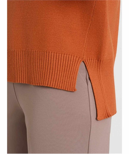 Ragno DN53MV - Maglia Collo Lupetto in Tessuto di Viscosa. Colore: Rust A8 (Coccio)